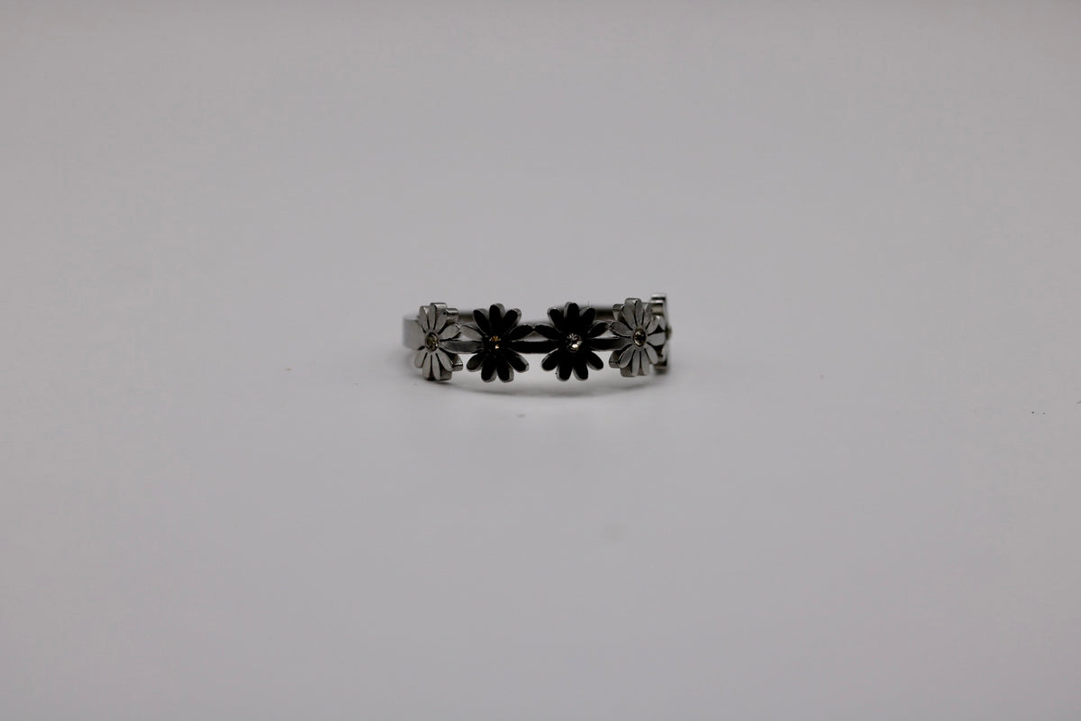 Coastal Daisy Ring in Silver + Gold