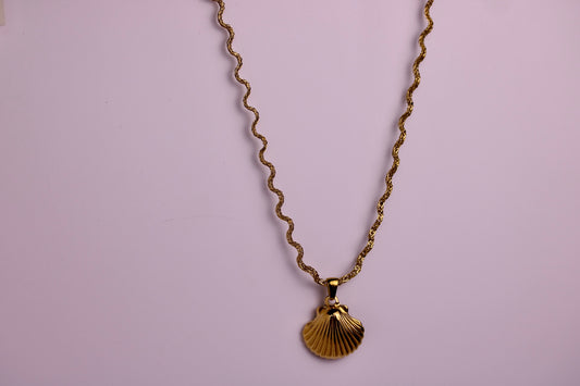 Kara's Catch Necklace