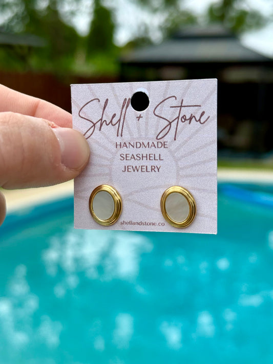 Golden Horizon Studs