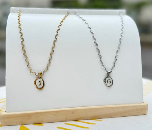 The Seaside Initial Necklace - Ripple Chain Edition