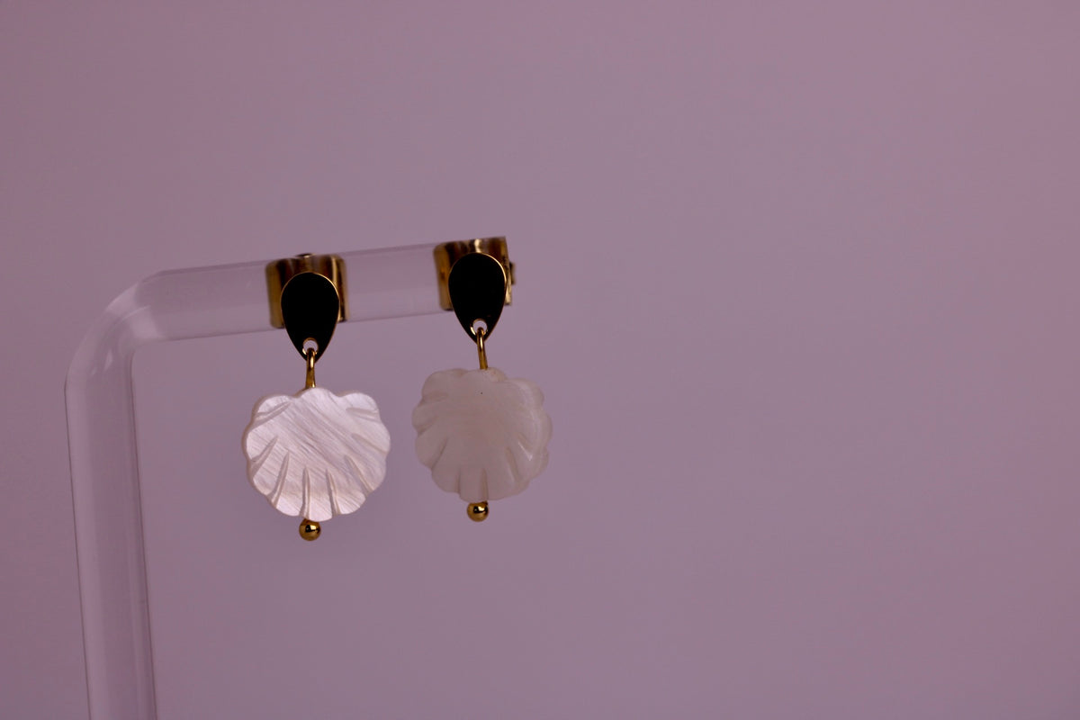 Coastal Scallop Studs