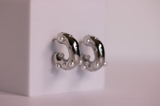 Shimmer Crest Hoops — Pearl Glow in Silver + Gold