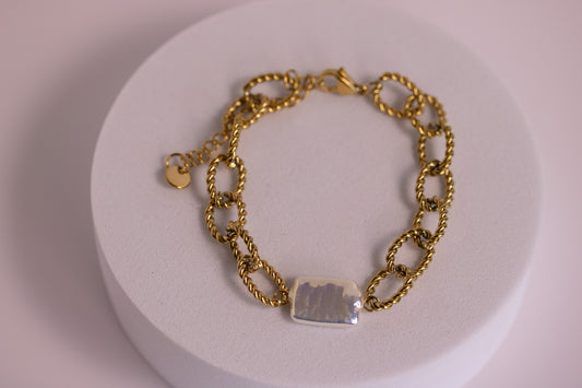 Beachfire Pearl Bracelet