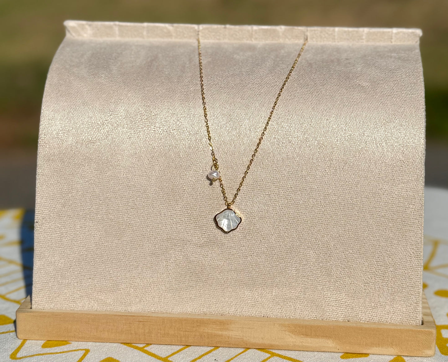 The Maris Pendant Necklace