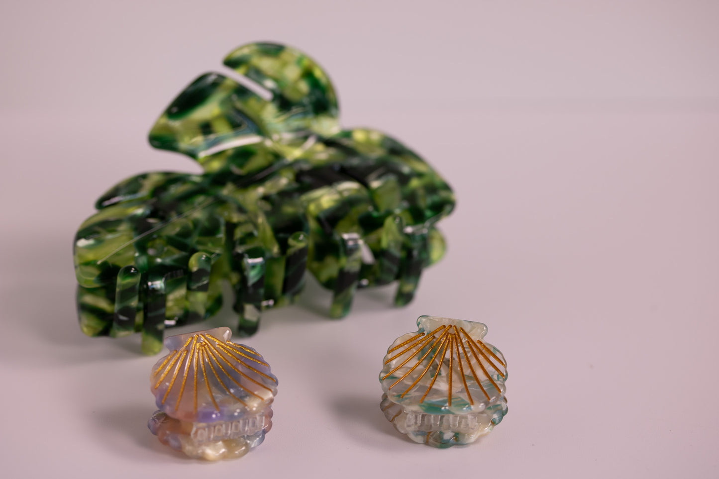 Palm Breeze Claw Clip