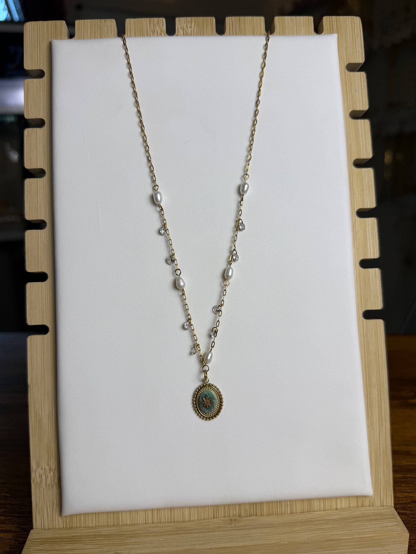 Agate + Dancing Pearls Necklace