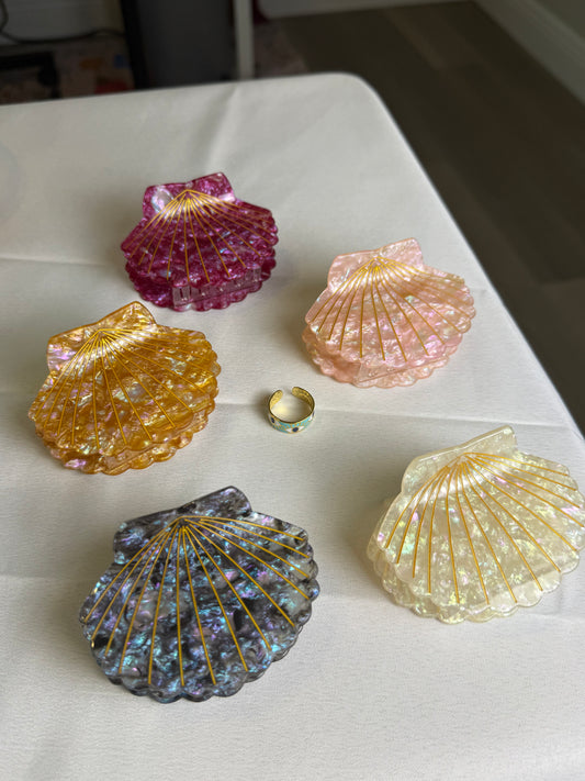 Large Scallop Hair Clips