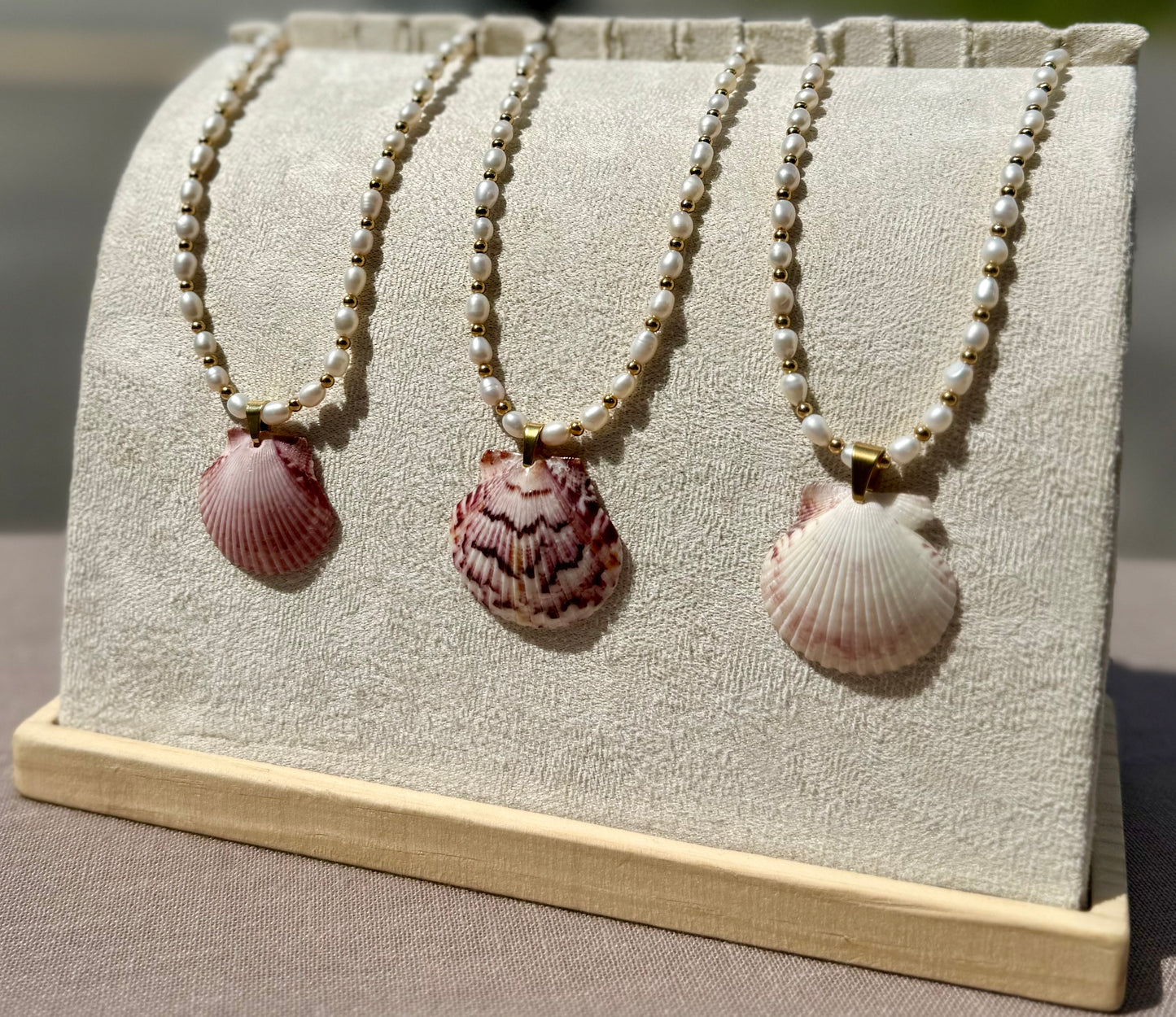 The Pearl Puddles Necklace - Oyster Glow Seashell Edition