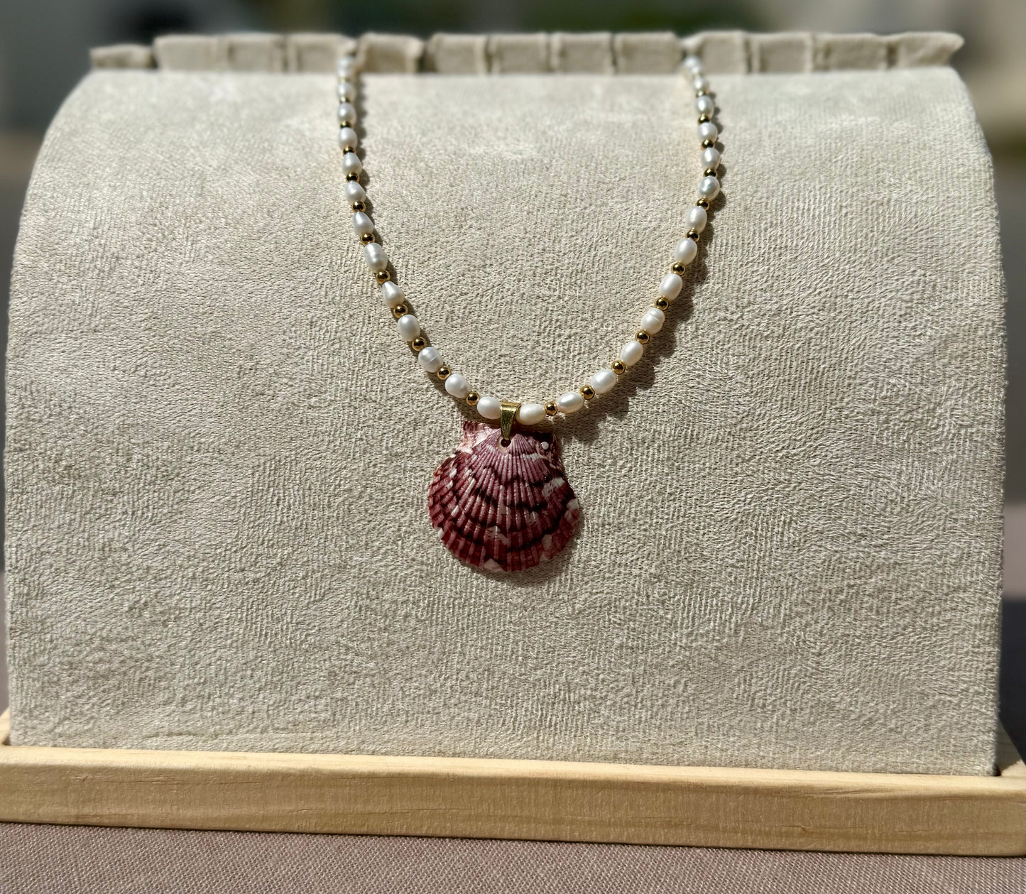 The Pearl Puddles Necklace - Wine Seashell Edition