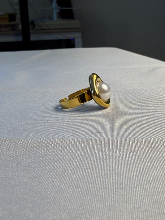 Rhombus Pearl Ring