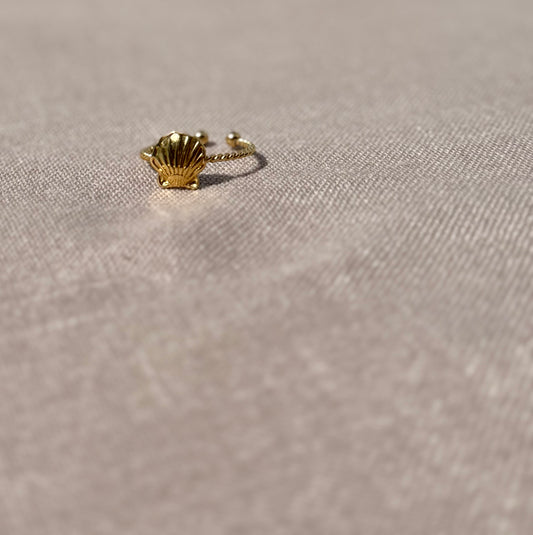 Seashell Twist Ring