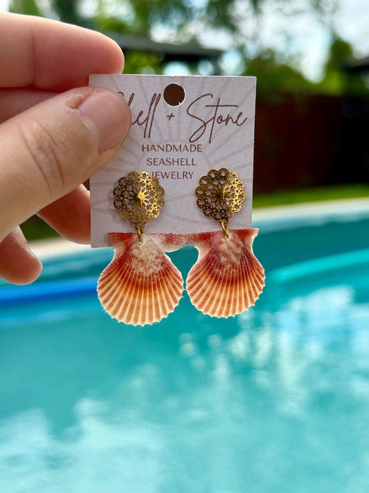 Sunset Rough Scallop Studs