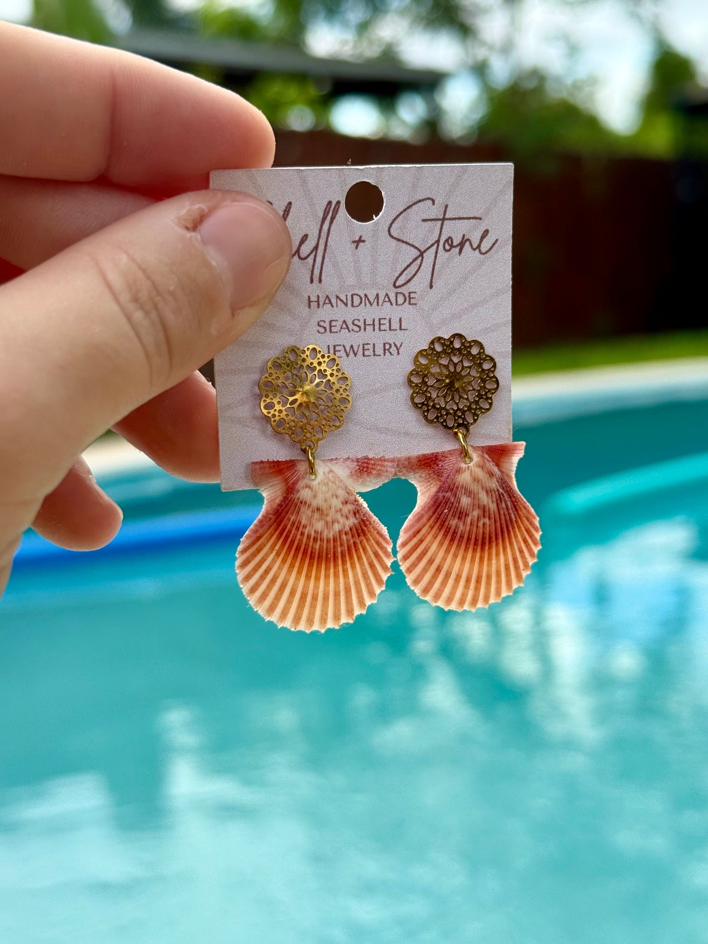 Sunset Rough Scallop Studs