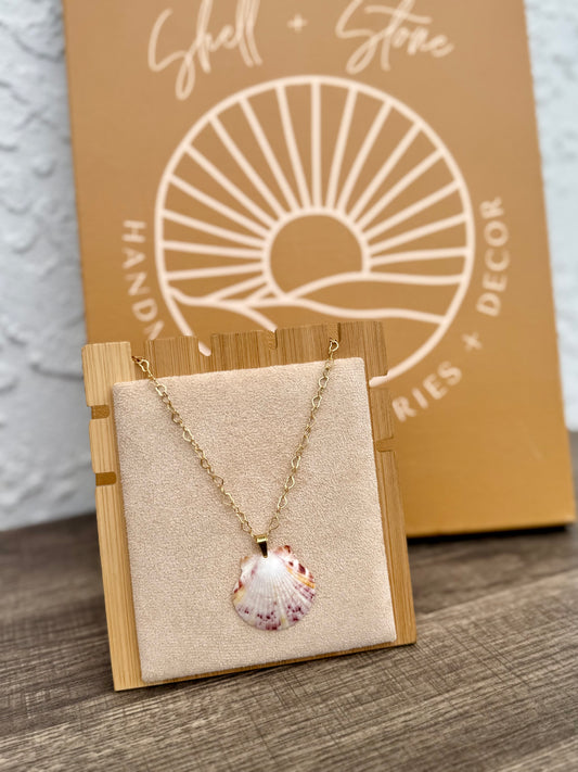 The Lover Necklace - Various Seashells