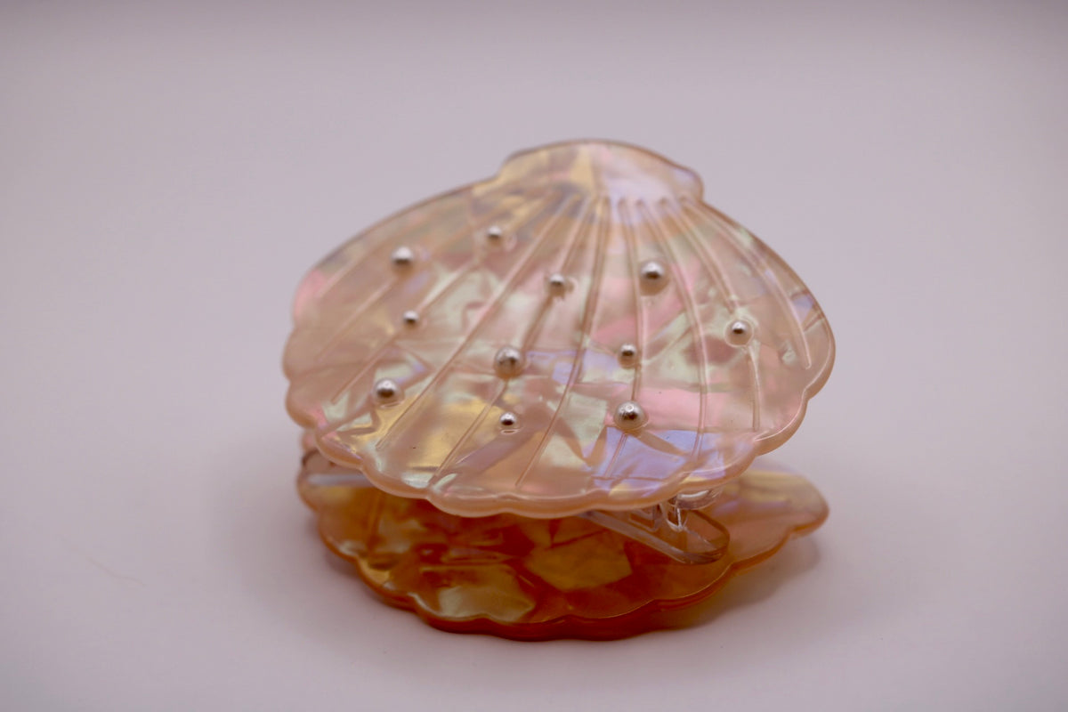 Pearl Scallop Hair Clip