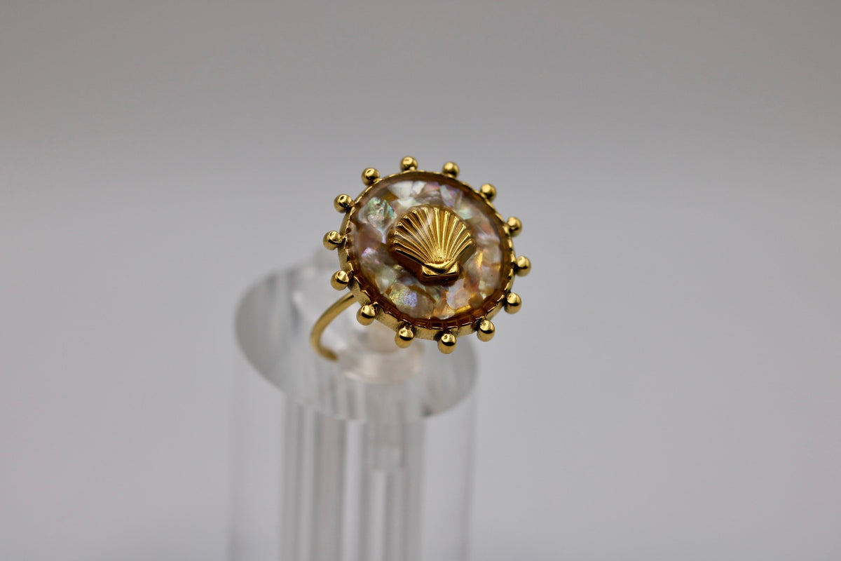 Summer Crush Seashell Ring