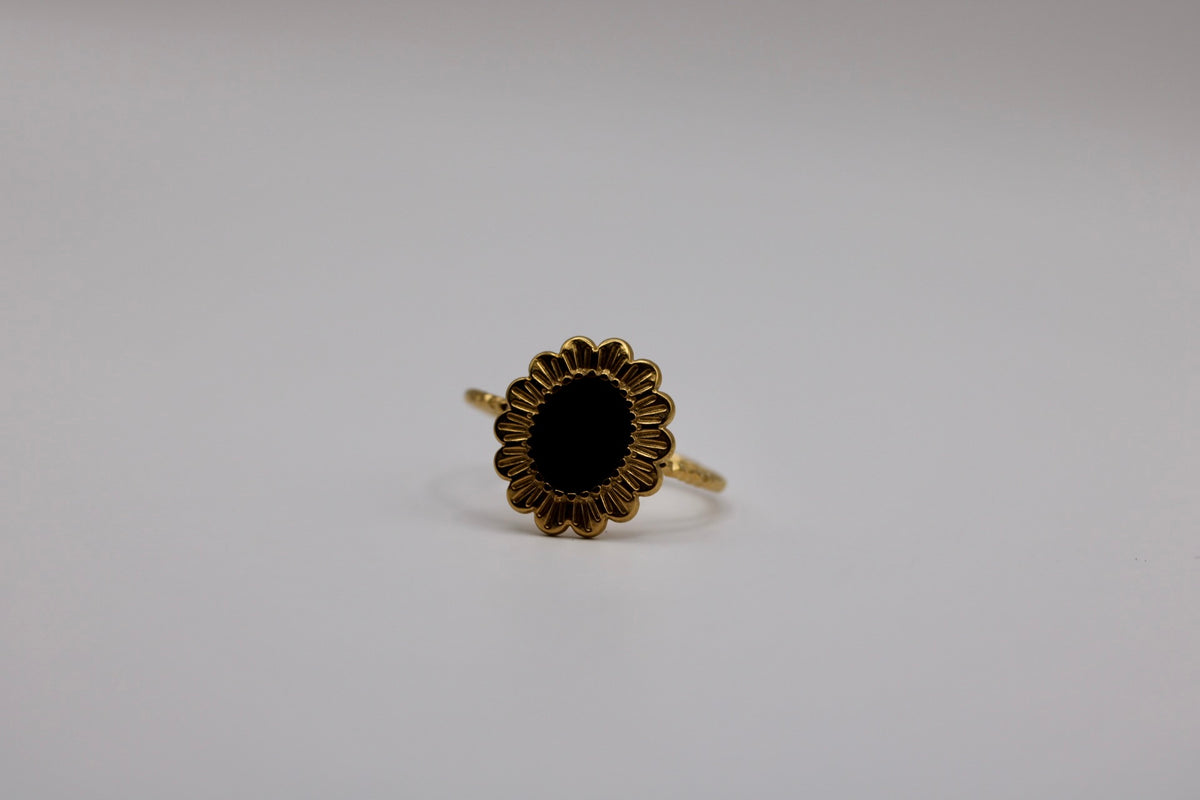 The Zinnia Ring