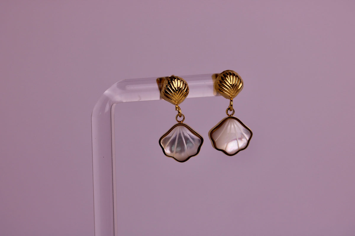 Maris Shell Studs