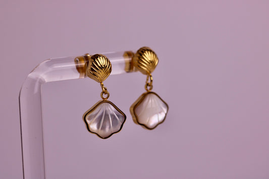 Maris Shell Studs