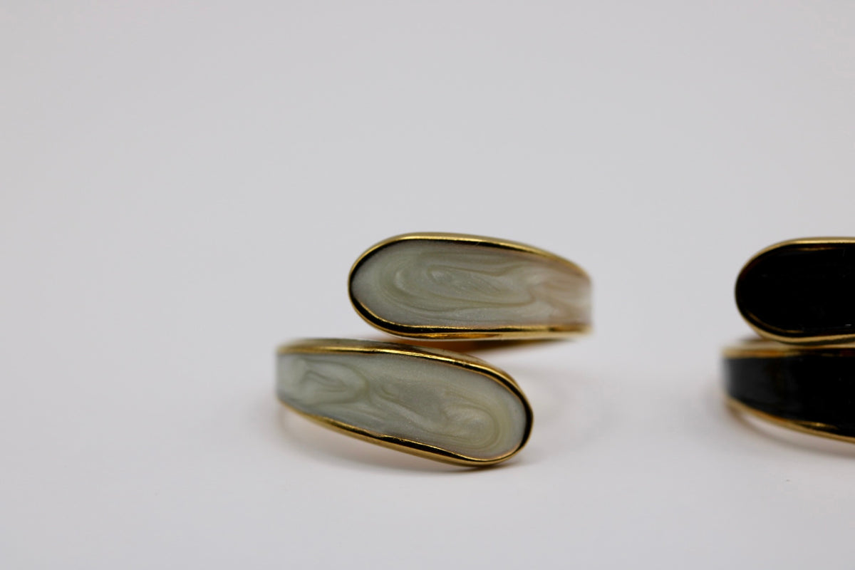 The Lenora Ring