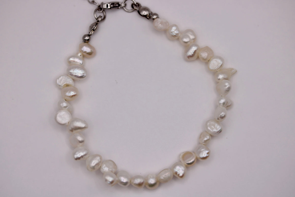 Asymmetrical Pearl Bracelets in Various Colors
