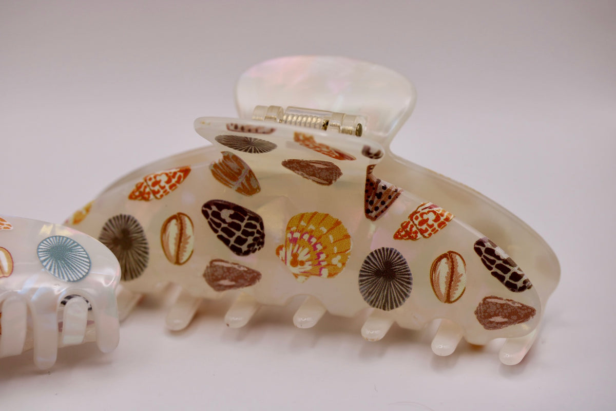 Shell Collector's Hair Clip in Cream