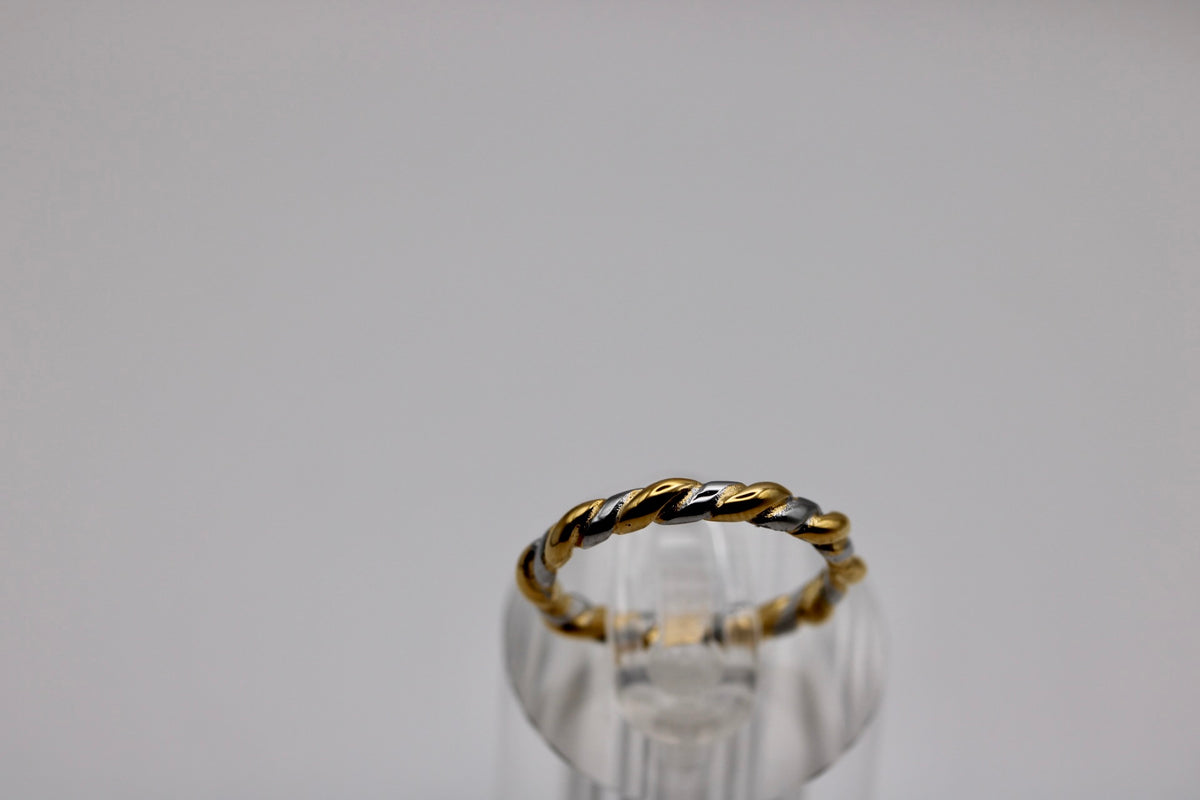 The Harlow Ring