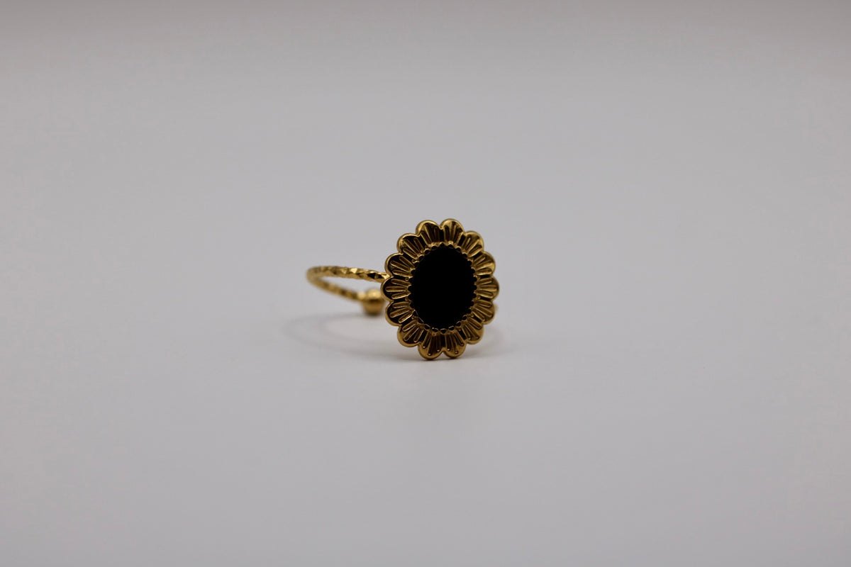 The Zinnia Ring