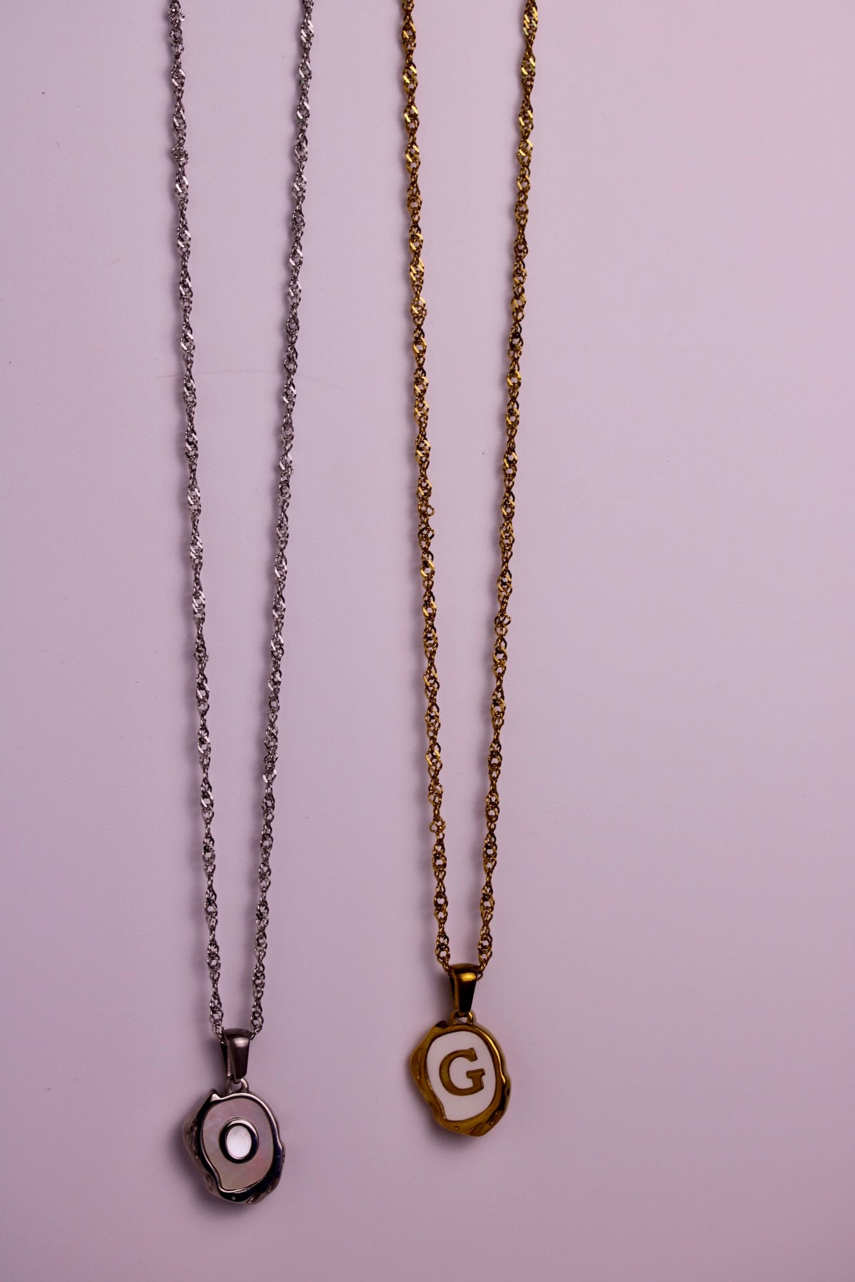 The Seaside Initial Necklace - Singapore Chain Edition