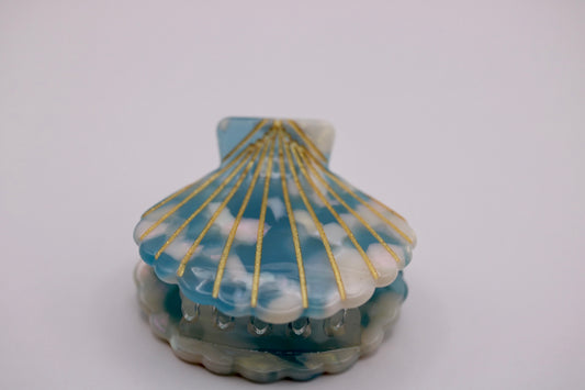 Golden Coast Scallop Claw Clip