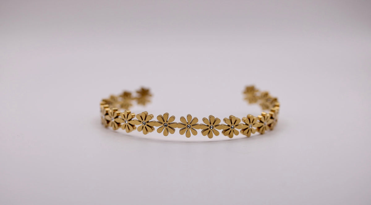 Daisy Chain Bangle