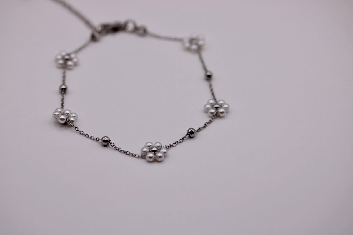 Floral Pearl Anklet