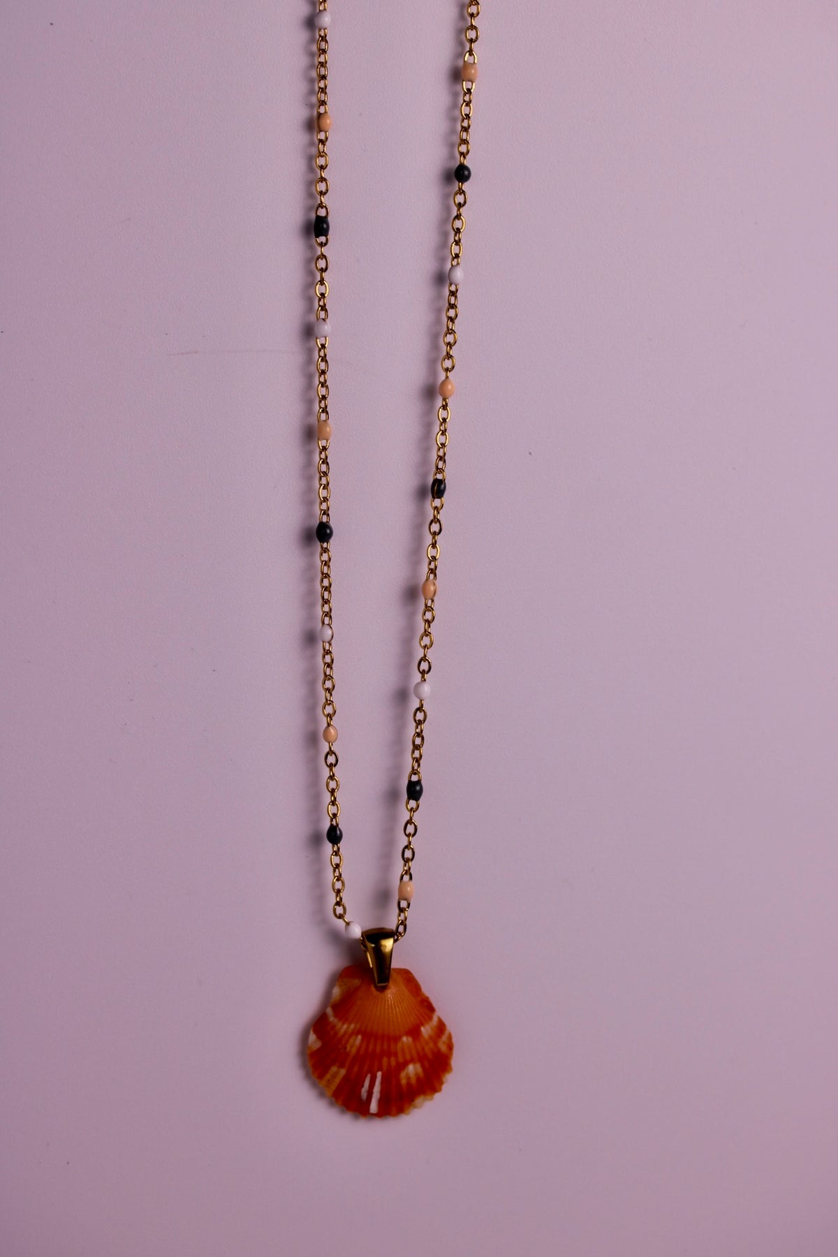 Sunset Speckle Scallop Necklace