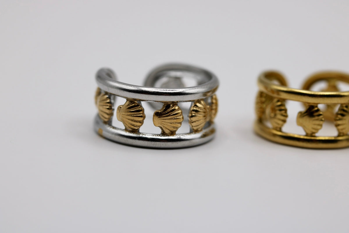 The Banded Scallop Ring