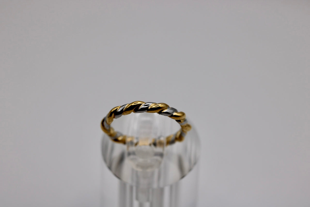 The Harlow Ring