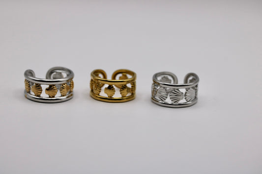The Banded Scallop Ring