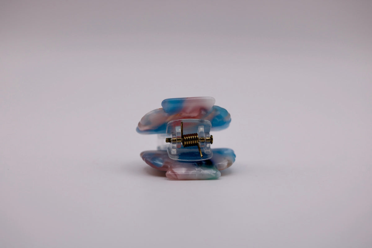 Mini Scallop Hair Clips in Various Colors