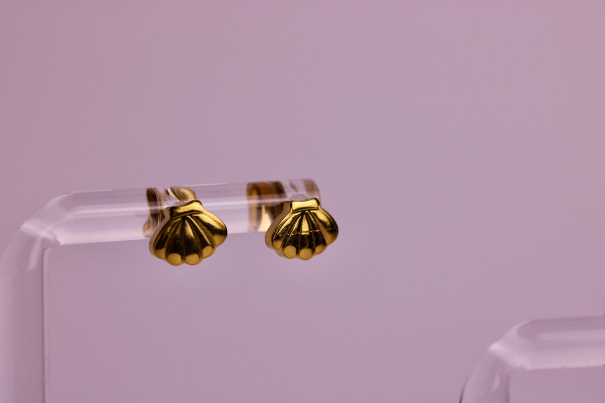 Seaside Scallop Studs in Silver + Gold