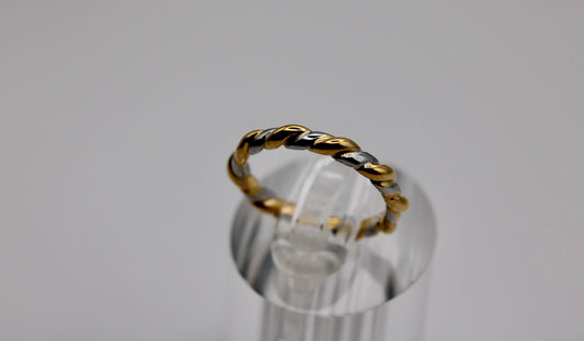 The Harlow Ring