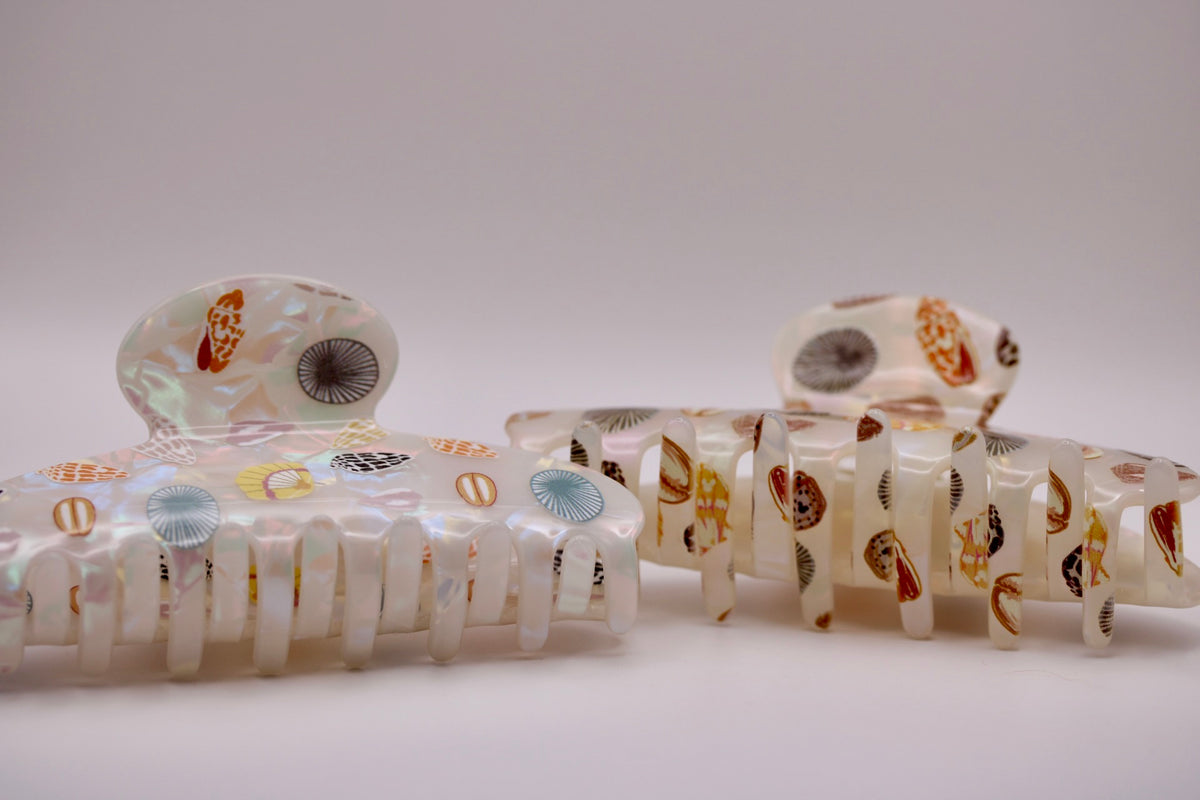 Shell Collector's Hair Clip in Cream