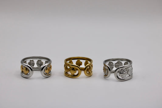 The Banded Scallop Ring