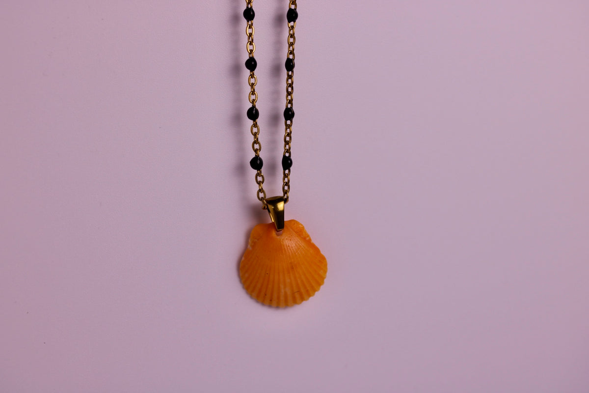 Mid Summer Nights Scallop Necklace