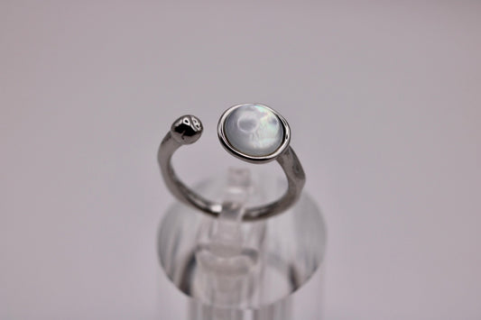 The Mavis Ring