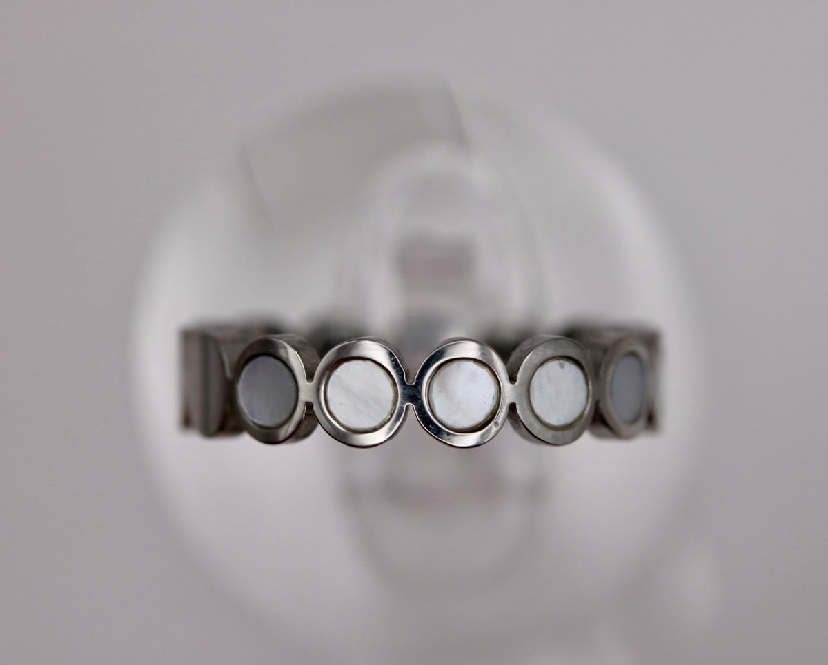 The Jeanette Ring