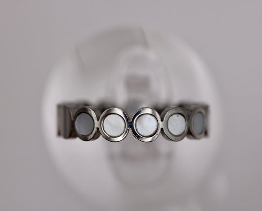 The Jeanette Ring