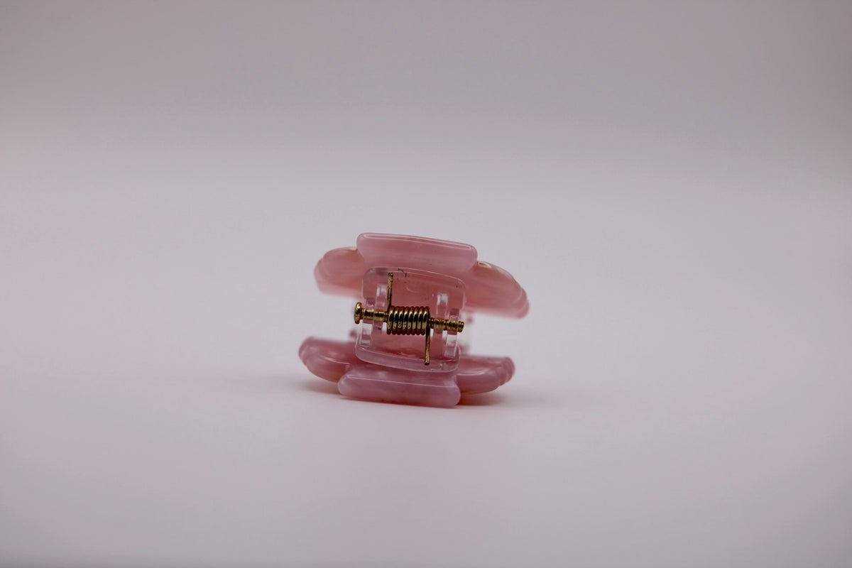 Mini Scallop Hair Clips in Various Colors