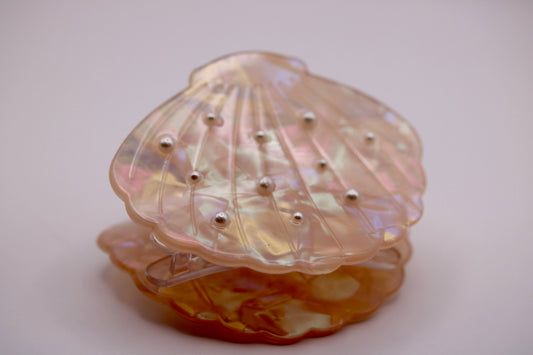 Pearl Scallop Hair Clip