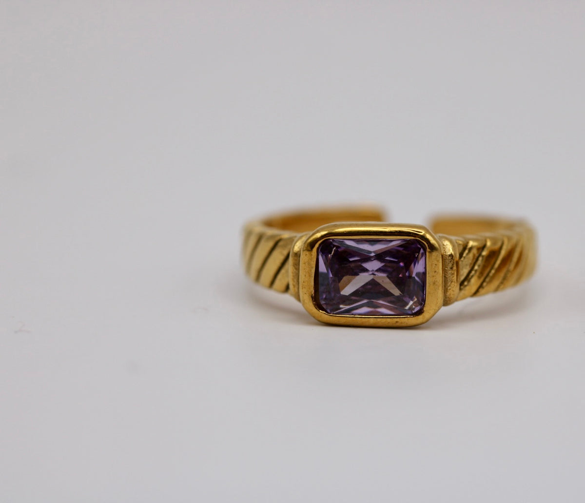 The Bonnie Ring
