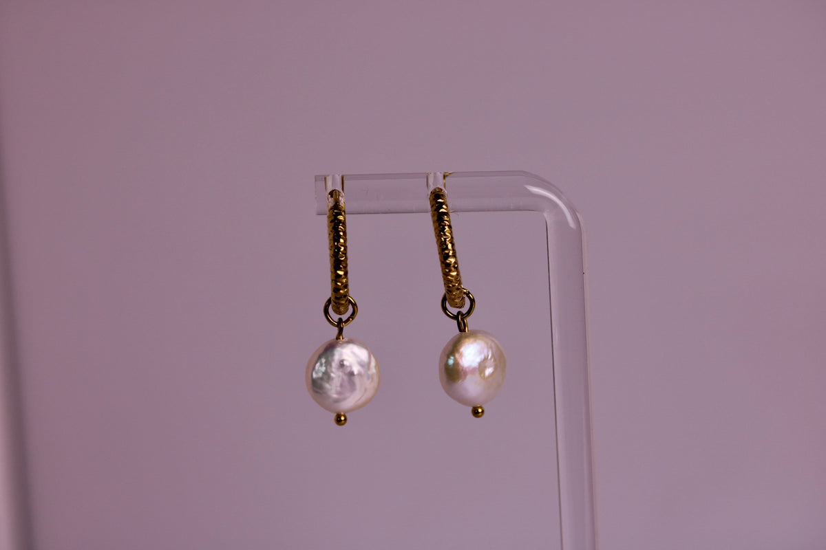 Carrie's Pearl Hoops