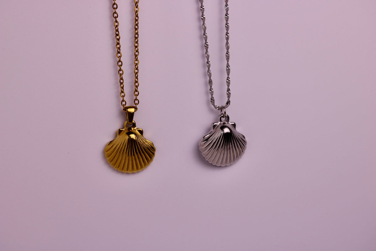 Shellcrest Necklace in Silver + Gold